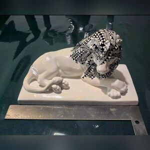 Meissen Hugo Boss The Big Five White Porcelain Lion Rare Limited Edition